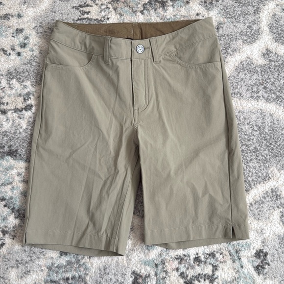 Patagonia Women’s Skyline Traveler Shorts - Picture 1 of 10